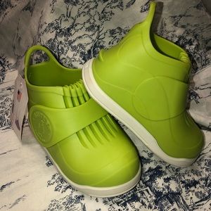 Butler ROCKHOPPER Kids Rain Boots Waterproof OverBoot Size 10-11 -12 Green